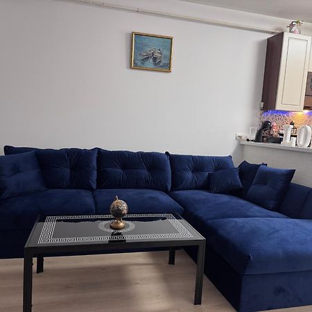 Apartament Ella トゥルチャ エクステリア 写真