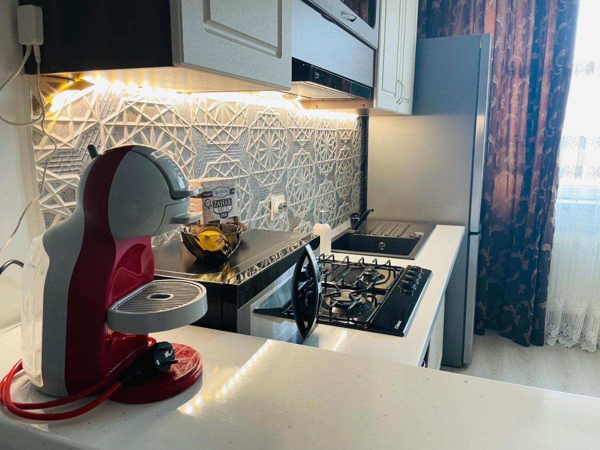 Apartament Ella トゥルチャ エクステリア 写真